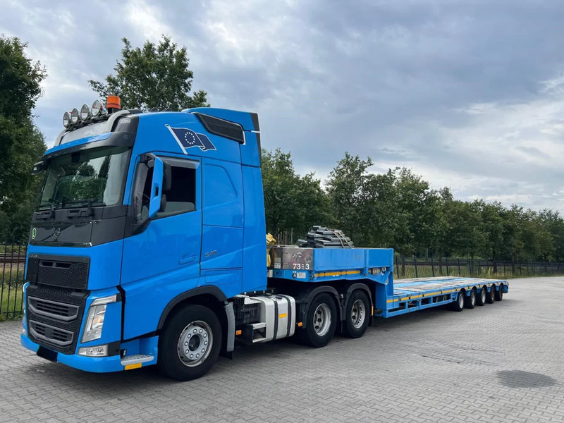 Faymonville STZ-5AX Extendable Semi Low Loader - Félpótkocsi mélybölcsős: 1 kép. Faymonville STZ-5AX Extendable Semi Low Loader - Félpótkocsi mélybölcsős: 1 kép.