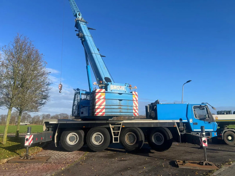 Grove GMK 4080-1 Mobile Crane - Darus autó: 1 kép. Grove GMK 4080-1 Mobile Crane - Darus autó: 1 kép.