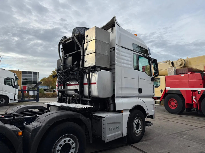 MAN TGX 41.640 BBS 41.640 8x4/4 BBS - Nyergesvontató: 5 kép. MAN TGX 41.640 BBS 41.640 8x4/4 BBS - Nyergesvontató: 5 kép.