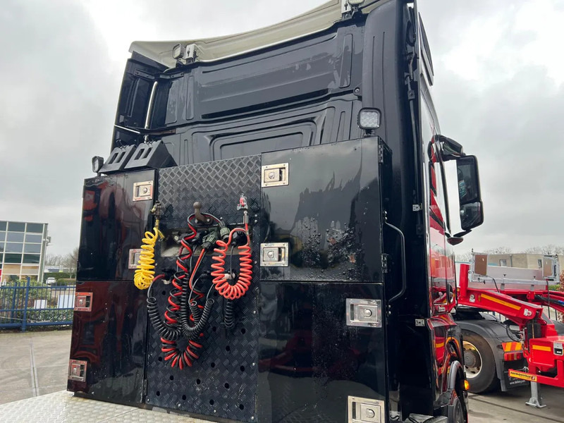 Nyergesvontató Mercedes-Benz Actros 3351 LS 6x4: 6 kép.