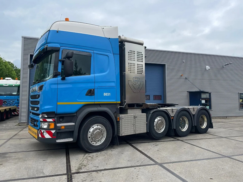 Scania R730 V8 8x4 - Nyergesvontató: 1 kép. Scania R730 V8 8x4 - Nyergesvontató: 1 kép.