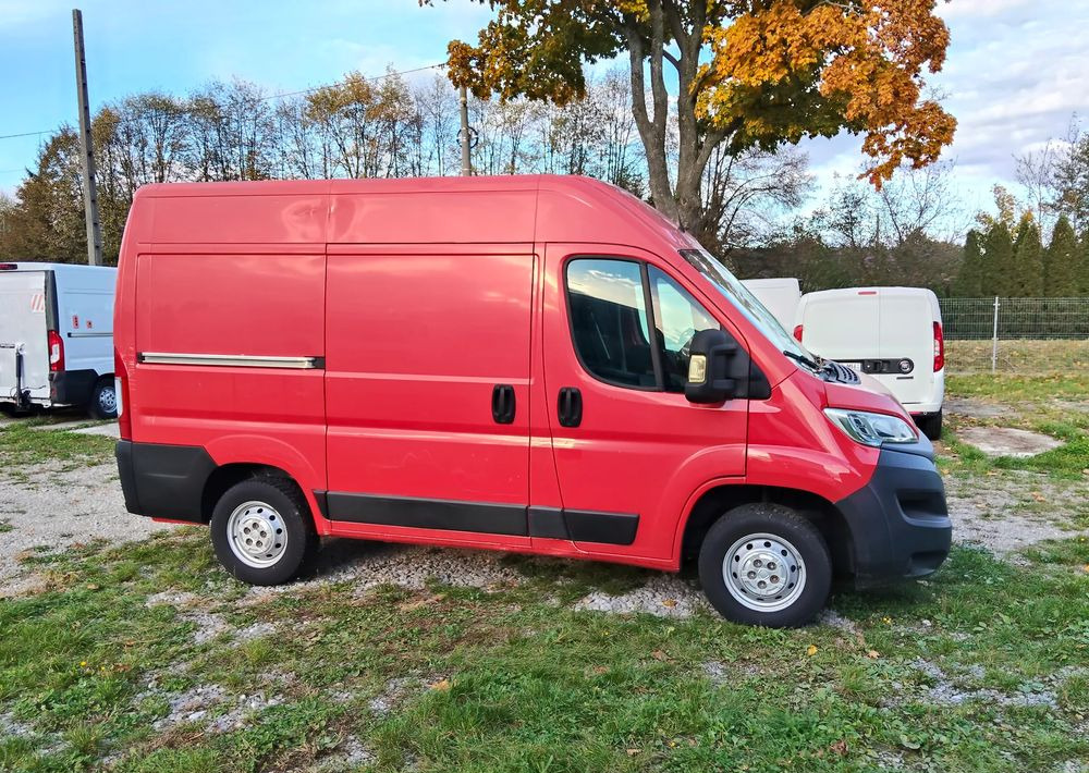 Fiat Ducato - Furgon: 5 kép. Fiat Ducato - Furgon: 5 kép.