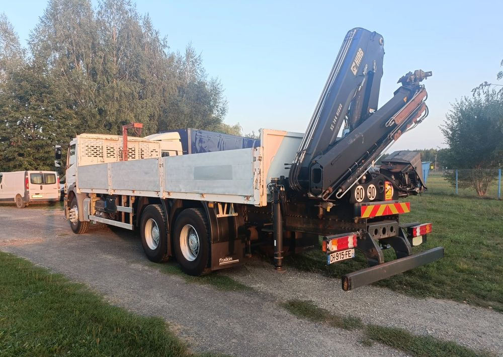 Mercedes-Benz AXOR 2633 - Platós teherautó, Darus autó: 5 kép. Mercedes-Benz AXOR 2633 - Platós teherautó, Darus autó: 5 kép.