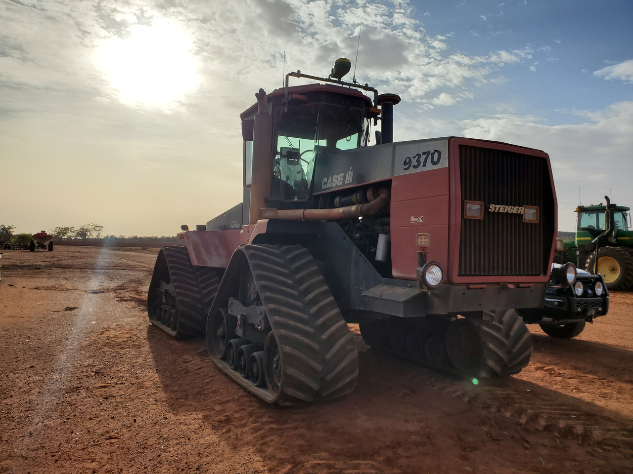GTW TankTuff for CASE New Holland CNH Quadtrac Rowtrac Genesis T8 Smarttrax - Lánctalp - Kombájn: 1 kép. GTW TankTuff for CASE New Holland CNH Quadtrac Rowtrac Genesis T8 Smarttrax - Lánctalp - Kombájn: 1 kép.
