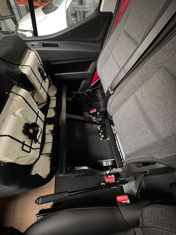 Új Minibusz, Kisbusz Renault Trafic Kombi L2H1 9-Sitzer Renault Trafic Kombi L2H1 9-Sitzer: 12 kép. Új Minibusz, Kisbusz Renault Trafic Kombi L2H1 9-Sitzer Renault Trafic Kombi L2H1 9-Sitzer: 12 kép.