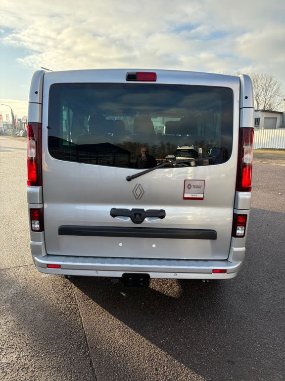Új Minibusz, Kisbusz Renault Trafic Kombi L2H1 9-Sitzer Renault Trafic Kombi L2H1 9-Sitzer: 6 kép. Új Minibusz, Kisbusz Renault Trafic Kombi L2H1 9-Sitzer Renault Trafic Kombi L2H1 9-Sitzer: 6 kép.