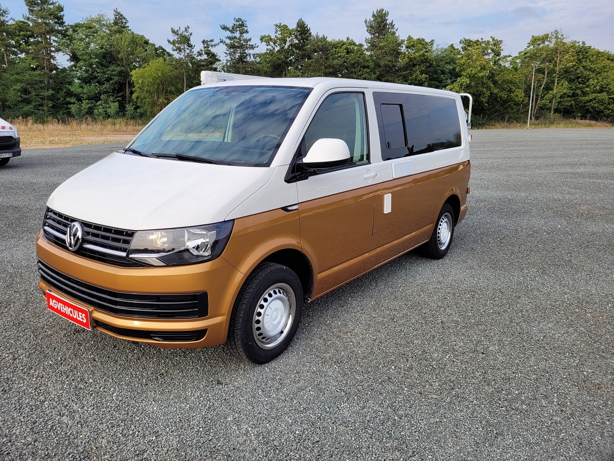 VOLKSWAGEN transporter van amenage avec amenagement entierement neuf - Kempingautó: 2 kép. VOLKSWAGEN transporter van amenage avec amenagement entierement neuf - Kempingautó: 2 kép.