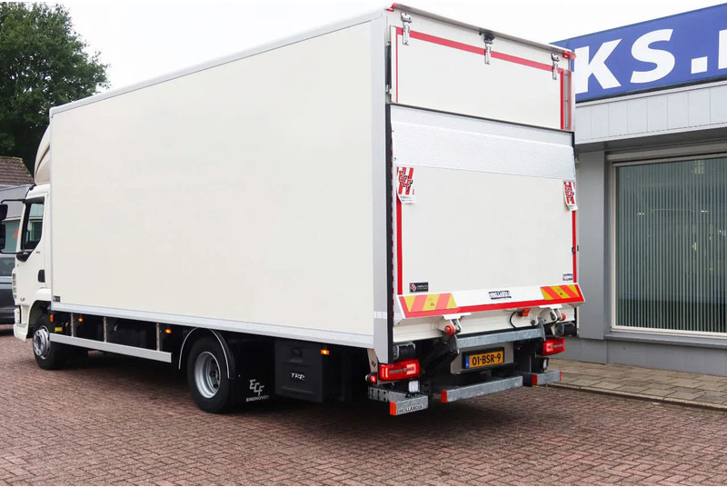 DAF LF 210 Bakwagen+ Dhollandia 1500 kg Comfort cabine - Dobozos felépítményű teherautó: 3 kép. DAF LF 210 Bakwagen+ Dhollandia 1500 kg Comfort cabine - Dobozos felépítményű teherautó: 3 kép.