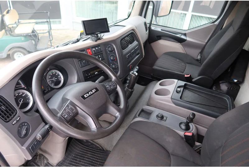 DAF LF 260 Open+Kraan Fassi F 85 V 023+Radio controle - Darus autó: 5 kép. DAF LF 260 Open+Kraan Fassi F 85 V 023+Radio controle - Darus autó: 5 kép.