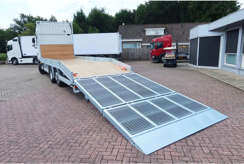 DAF XF 106.480 106 XF 480 - Autószállító teherautó: 3 kép. DAF XF 106.480 106 XF 480 - Autószállító teherautó: 3 kép.