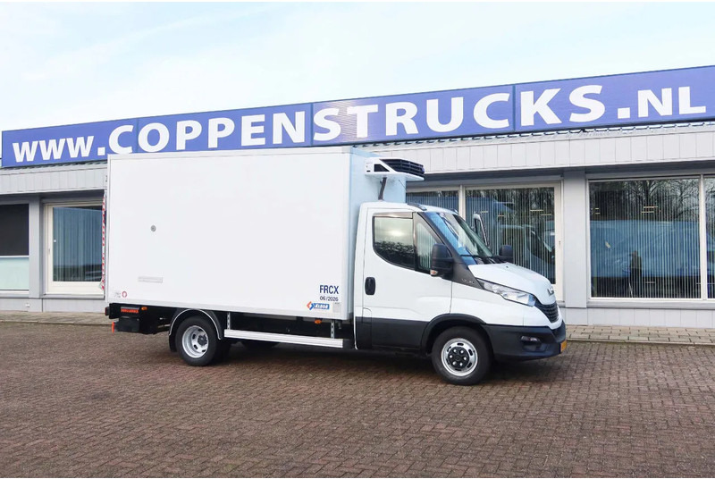 Iveco Daily 35C16 Carrier Xarios 350 Koel+Vries+verwarmen + stekker 220 volt, Dhollandia 750 kg klep - Hűtős kisteherautó: 2 kép. Iveco Daily 35C16 Carrier Xarios 350 Koel+Vries+verwarmen + stekker 220 volt, Dhollandia 750 kg klep - Hűtős kisteherautó: 2 kép.