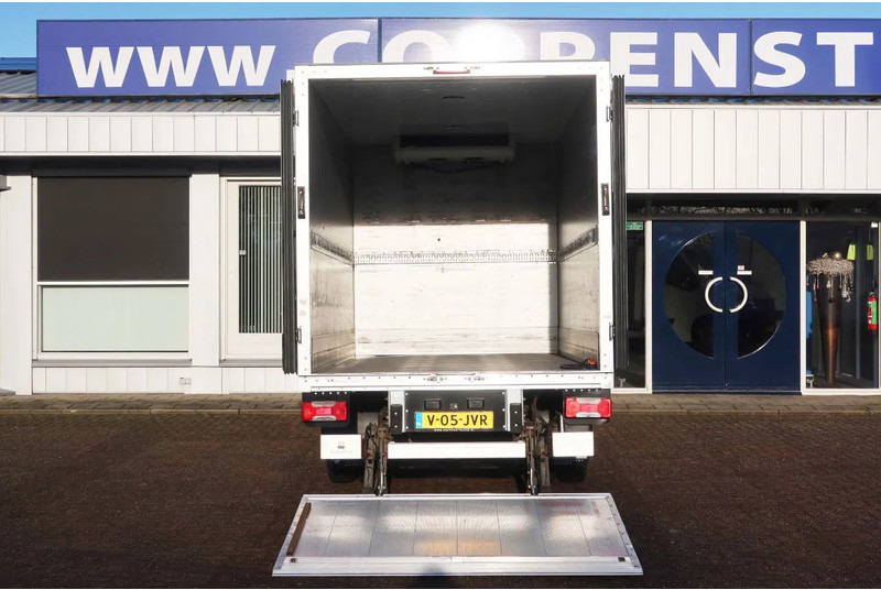 Iveco Daily 35C16 Carrier Xarios 350 Koel+Vries+verwarmen + stekker 220 volt, Dhollandia 750 kg klep - Hűtős kisteherautó: 3 kép. Iveco Daily 35C16 Carrier Xarios 350 Koel+Vries+verwarmen + stekker 220 volt, Dhollandia 750 kg klep - Hűtős kisteherautó: 3 kép.