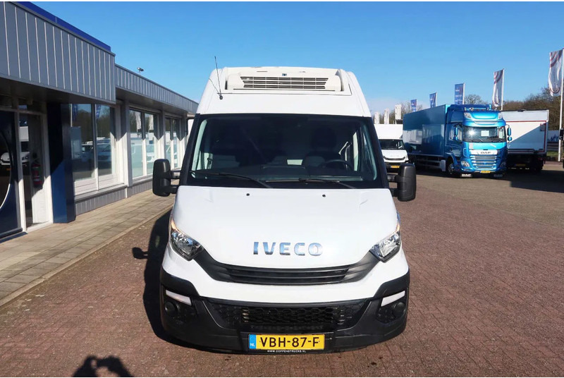 Iveco Daily 35S12 Koel/vries + Stekker 220 volt L2/h2 thermoking - Hűtős kisteherautó: 5 kép. Iveco Daily 35S12 Koel/vries + Stekker 220 volt L2/h2 thermoking - Hűtős kisteherautó: 5 kép.