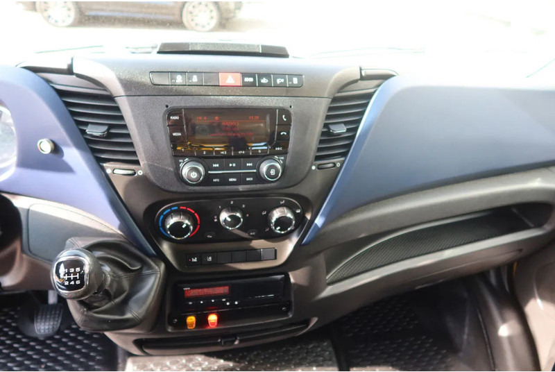 Iveco Daily 50C16 Recovery truck, bergingswagen, Afsleepwagen - Vontató: 5 kép. Iveco Daily 50C16 Recovery truck, bergingswagen, Afsleepwagen - Vontató: 5 kép.