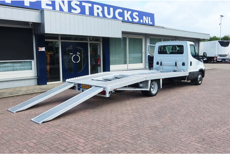 Iveco 40 C 18 Luchtering 3.0 L motor Tijhof opbouw - Kisteherautó: 3 kép. Iveco 40 C 18 Luchtering 3.0 L motor Tijhof opbouw - Kisteherautó: 3 kép.