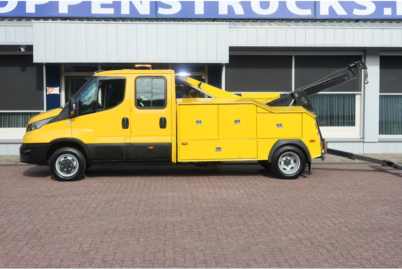 Iveco Daily 50 C 16 Recovery truck, bergingswagen, afsleepwagen. 6 persoons - Kisteherautó, Duplakabinos kisteherautó: 3 kép. Iveco Daily 50 C 16 Recovery truck, bergingswagen, afsleepwagen. 6 persoons - Kisteherautó, Duplakabinos kisteherautó: 3 kép.