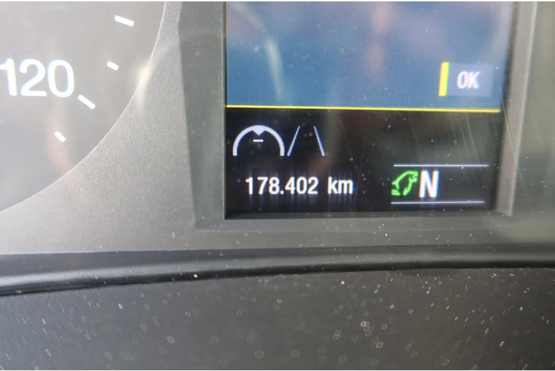 Dobozos felépítményű teherautó MAN TGM 15.290 Bak + klep Full air suspension Euro 6 Automaat: 12 kép.