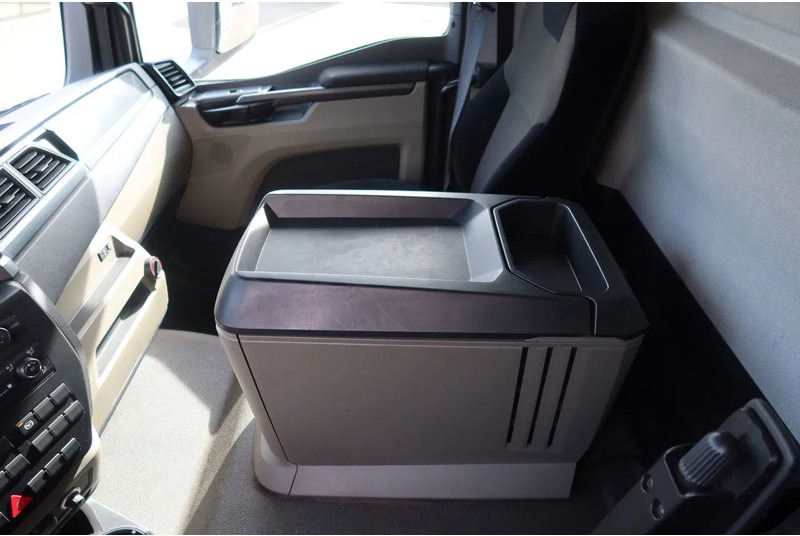 Dobozos felépítményű teherautó MAN TGM 15.290 Bak + klep Full air suspension Euro 6 Automaat: 5 kép.
