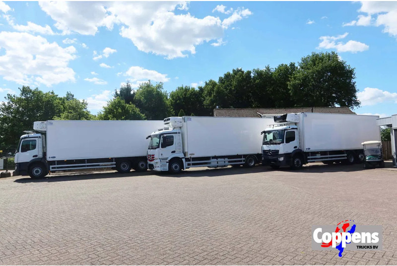 Mercedes-Benz 2530 L 6X2 Koel/Vries Carrier Supra 1050 - Hűtős teherautó: 1 kép. Mercedes-Benz 2530 L 6X2 Koel/Vries Carrier Supra 1050 - Hűtős teherautó: 1 kép.