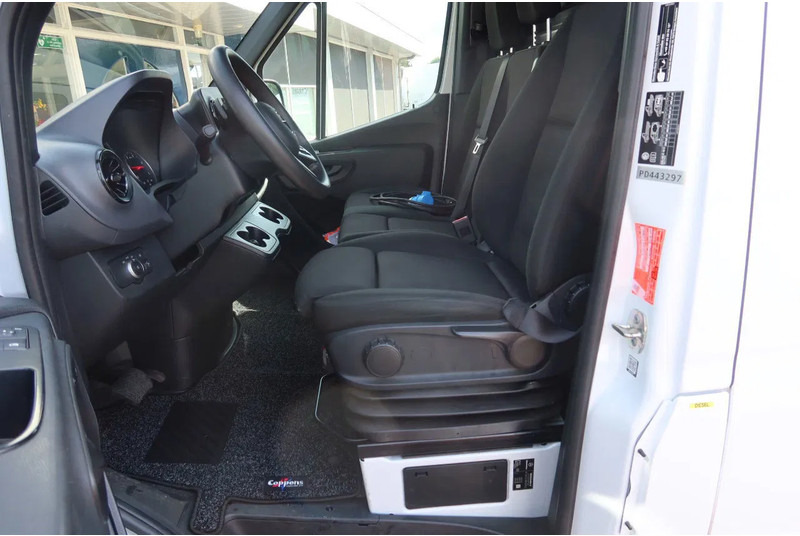 Mercedes-Benz 317 CDI 317 CDI L3/H2 Koel/Vries Automaat - Hűtős kisteherautó: 4 kép. Mercedes-Benz 317 CDI 317 CDI L3/H2 Koel/Vries Automaat - Hűtős kisteherautó: 4 kép.