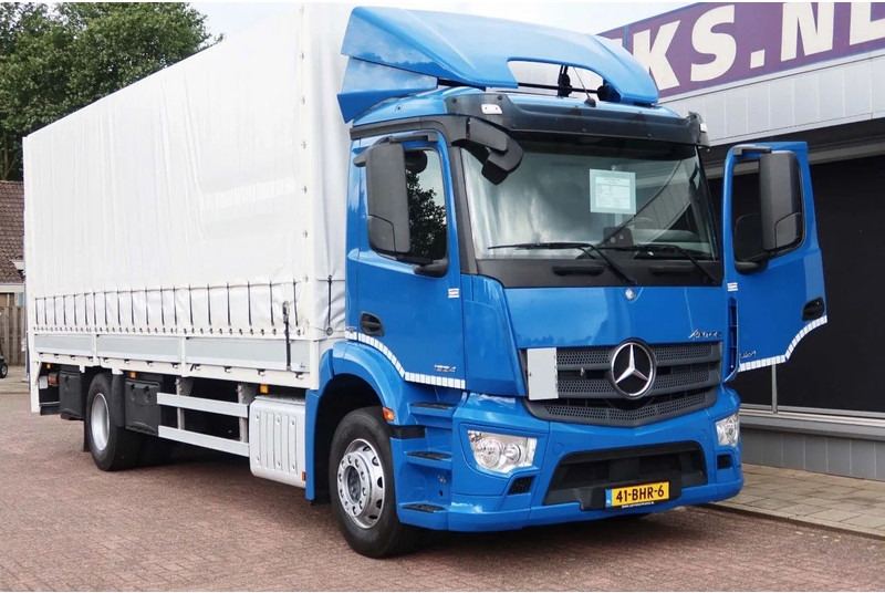 Mercedes-Benz Antos 1924L Huif + Klep Dhollandia 2000 KG Euro 6 - Dobozos felépítményű teherautó: 2 kép. Mercedes-Benz Antos 1924L Huif + Klep Dhollandia 2000 KG Euro 6 - Dobozos felépítményű teherautó: 2 kép.