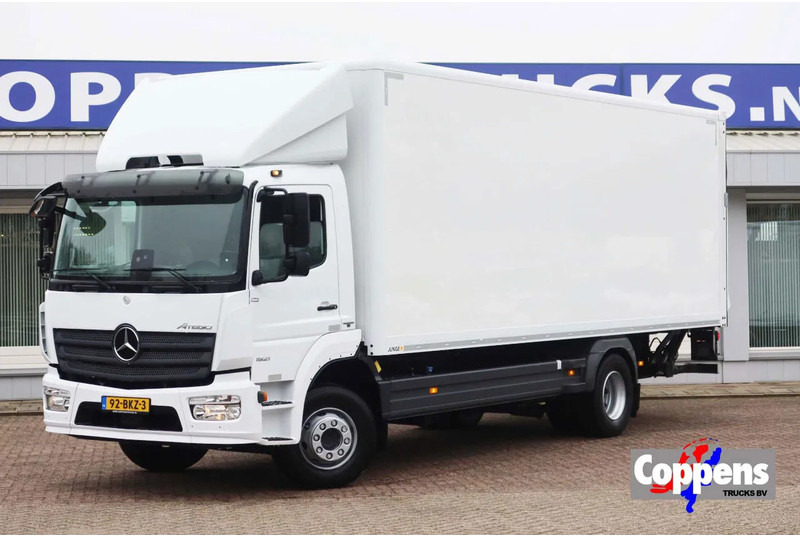 Mercedes-Benz Atego 1521 L Bak+Klep Dhollandia - Dobozos felépítményű teherautó: 1 kép. Mercedes-Benz Atego 1521 L Bak+Klep Dhollandia - Dobozos felépítményű teherautó: 1 kép.