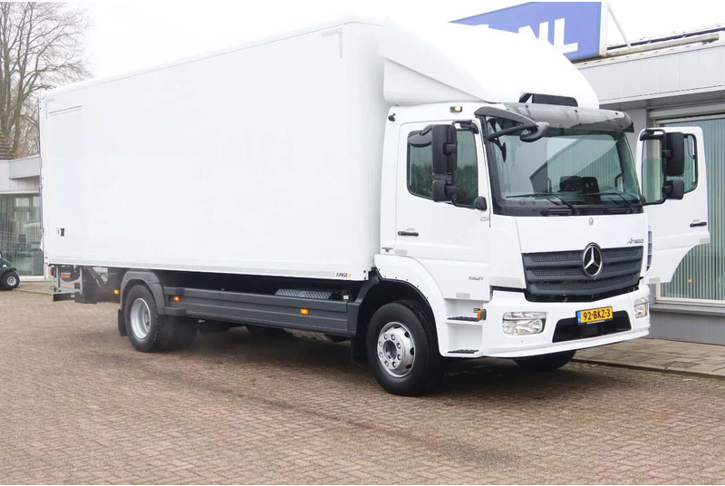 Mercedes-Benz Atego 1521 L Bak+Klep Dhollandia - Dobozos felépítményű teherautó: 2 kép. Mercedes-Benz Atego 1521 L Bak+Klep Dhollandia - Dobozos felépítményű teherautó: 2 kép.