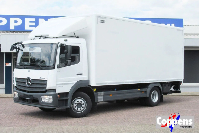 Mercedes-Benz Atego Bak + klep Euro 6 1527 L - Dobozos felépítményű teherautó: 1 kép. Mercedes-Benz Atego Bak + klep Euro 6 1527 L - Dobozos felépítményű teherautó: 1 kép.
