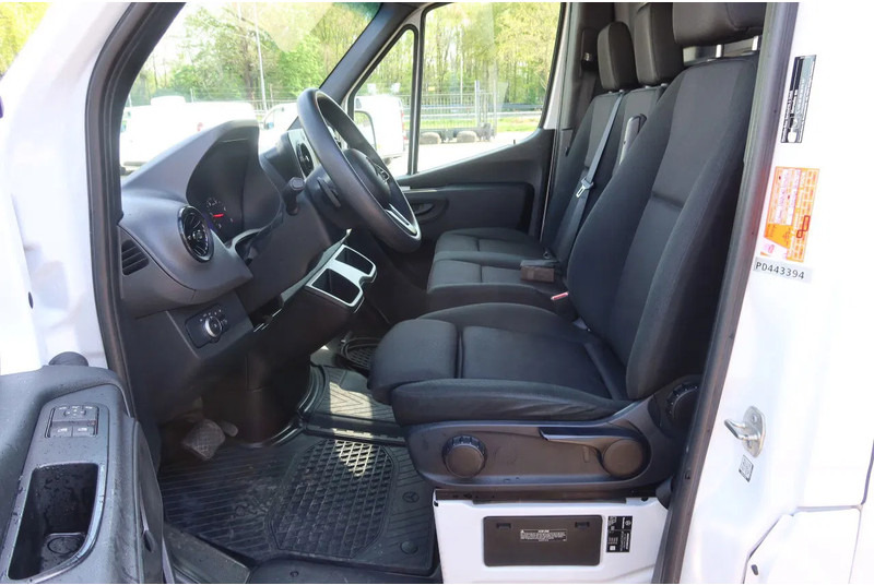 Mercedes-Benz Sprinter 317 CDI Automaat Carrier Koel/Vries/verwarmen L3/H2 - Hűtős kisteherautó: 5 kép. Mercedes-Benz Sprinter 317 CDI Automaat Carrier Koel/Vries/verwarmen L3/H2 - Hűtős kisteherautó: 5 kép.