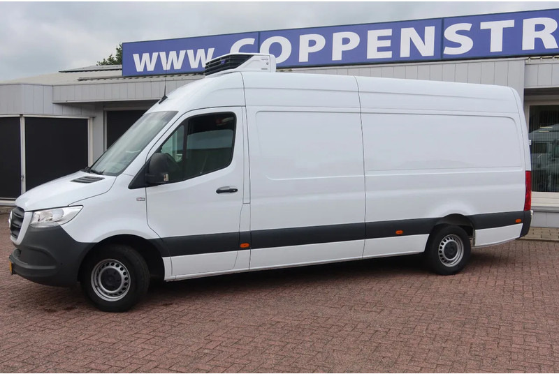 Mercedes-Benz Sprinter 317 Carrier Xarios 350 Koel/Vries/Verwarmen met Nachtaansluiting 220 Volt - Hűtős kisteherautó: 3 kép. Mercedes-Benz Sprinter 317 Carrier Xarios 350 Koel/Vries/Verwarmen met Nachtaansluiting 220 Volt - Hűtős kisteherautó: 3 kép.
