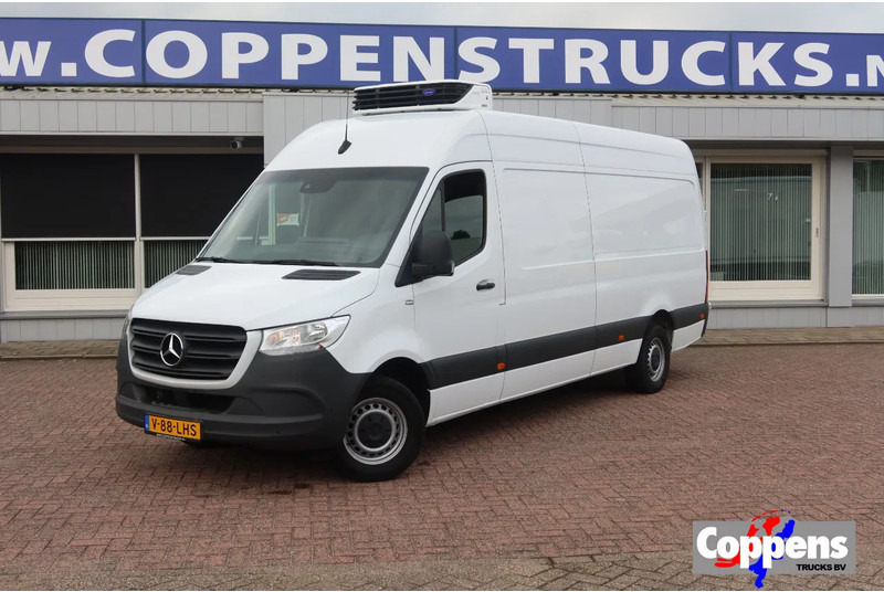 Mercedes-Benz Sprinter 317 Carrier Xarios 350 Koel/Vries/Verwarmen met Nachtaansluiting 220 Volt - Hűtős kisteherautó: 1 kép. Mercedes-Benz Sprinter 317 Carrier Xarios 350 Koel/Vries/Verwarmen met Nachtaansluiting 220 Volt - Hűtős kisteherautó: 1 kép.