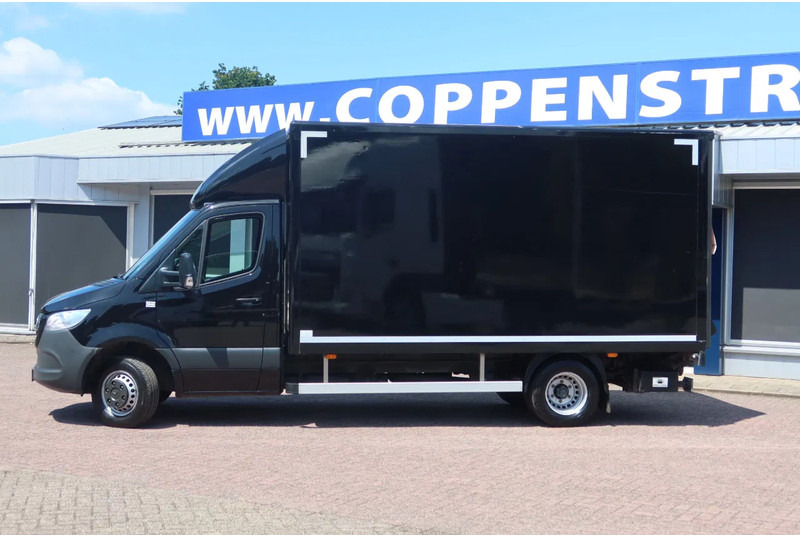 Mercedes-Benz Sprinter 519 CDI Bak+ Dhollandia klep 1000 KG. C1 rijbewijs - Dobozos felépítményű teherautó: 3 kép. Mercedes-Benz Sprinter 519 CDI Bak+ Dhollandia klep 1000 KG. C1 rijbewijs - Dobozos felépítményű teherautó: 3 kép.