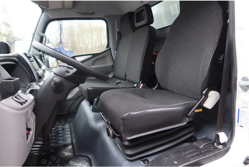 Dobozos felépítményű teherautó Mitsubishi Canter 7C18 Bakwagen + Laadklep: 6 kép.