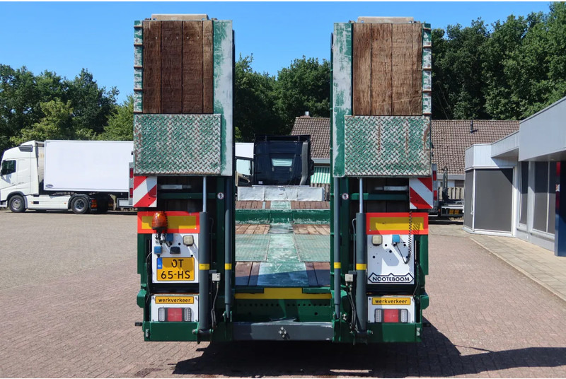Nooteboom Semidieplader + Hydraulisch Rampen - Félpótkocsi mélybölcsős: 3 kép. Nooteboom Semidieplader + Hydraulisch Rampen - Félpótkocsi mélybölcsős: 3 kép.
