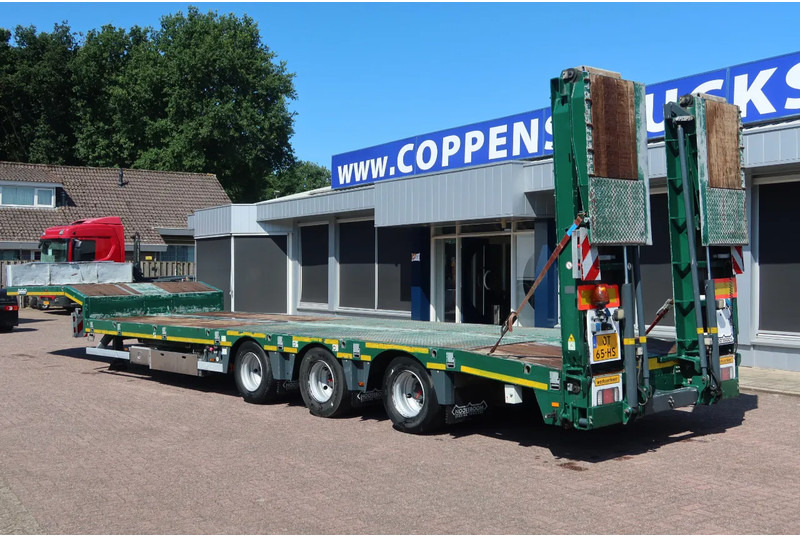Nooteboom Semidieplader + Hydraulisch Rampen - Félpótkocsi mélybölcsős: 2 kép. Nooteboom Semidieplader + Hydraulisch Rampen - Félpótkocsi mélybölcsős: 2 kép.