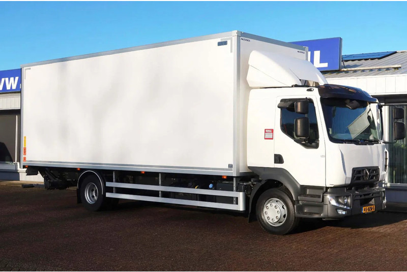Renault D250 Bakwagen + Laadklep Deuren - Dobozos felépítményű teherautó: 3 kép. Renault D250 Bakwagen + Laadklep Deuren - Dobozos felépítményű teherautó: 3 kép.
