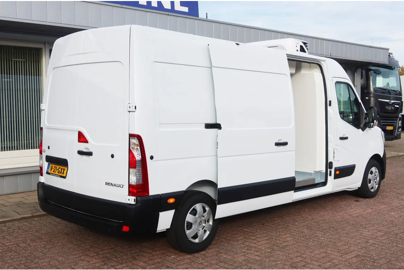 Renault Master Carrier Xarios 350 Koel/vries + verwarmen + nachtaansluiting 220 volt BPM VRIJ!!! - Hűtős kisteherautó: 3 kép. Renault Master Carrier Xarios 350 Koel/vries + verwarmen + nachtaansluiting 220 volt BPM VRIJ!!! - Hűtős kisteherautó: 3 kép.