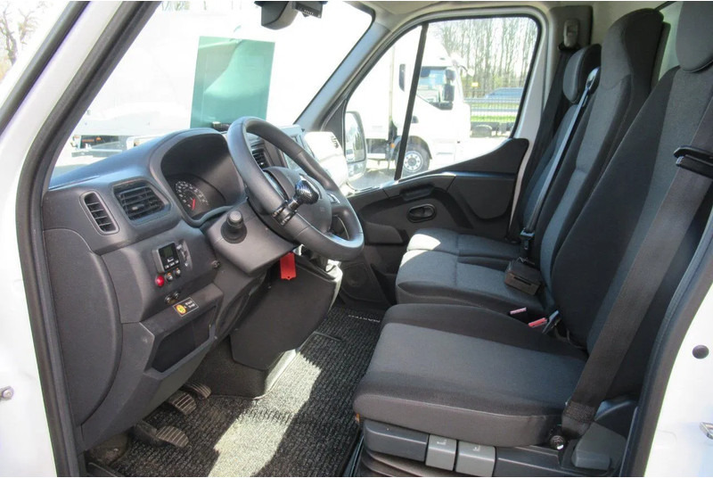 Renault Master Heating HEAVY DUTCH FLOWER TRUCK Euro 6 - Dobozos felépítményű teherautó: 5 kép. Renault Master Heating HEAVY DUTCH FLOWER TRUCK Euro 6 - Dobozos felépítményű teherautó: 5 kép.