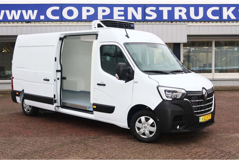 Renault Master Koel/Vries/verwarmen 220 volt stekker Carrier Xarios 350 135 PK - Hűtős kisteherautó: 2 kép. Renault Master Koel/Vries/verwarmen 220 volt stekker Carrier Xarios 350 135 PK - Hűtős kisteherautó: 2 kép.