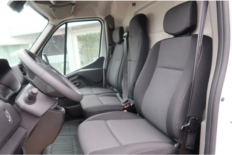 Renault Master NIEUW 135 PK L3/H2 Navigatie Cruise control - Furgon: 4 kép. Renault Master NIEUW 135 PK L3/H2 Navigatie Cruise control - Furgon: 4 kép.