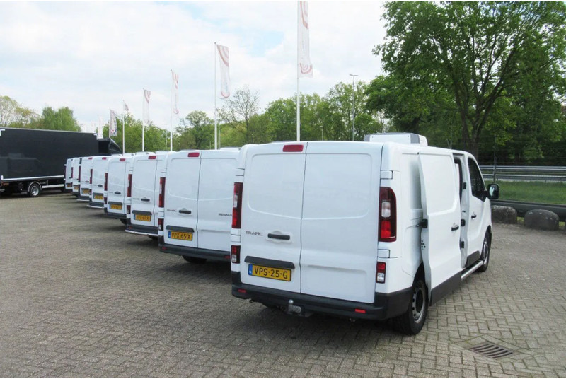 Renault Trafic L2/H1 Koel - Hűtős kisteherautó: 3 kép. Renault Trafic L2/H1 Koel - Hűtős kisteherautó: 3 kép.