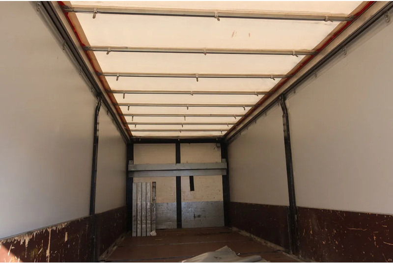 Scania G450 6x2 Huif. Schuifdak - Teherautó: 4 kép. Scania G450 6x2 Huif. Schuifdak - Teherautó: 4 kép.