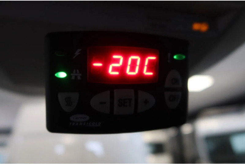 Hűtős kisteherautó Volkswagen Crafter 177 PK Koel/ Vries/ Verwarmen Carrier xarios 350 met nachtaansluiting BPM vrij.: 8 kép.