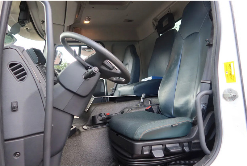 Volvo FE FE 320 6x2 Portaal VDL Systeem - Teherautó - kábelrendszer: 5 kép. Volvo FE FE 320 6x2 Portaal VDL Systeem - Teherautó - kábelrendszer: 5 kép.
