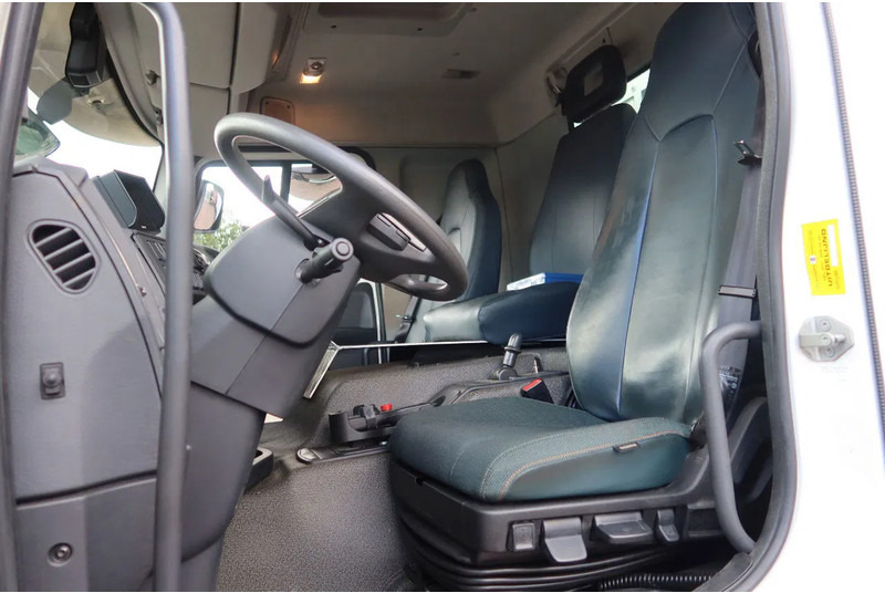 Volvo FE FE 320 6x2 Portaal VDL Systeem - Konténerszállító: 5 kép. Volvo FE FE 320 6x2 Portaal VDL Systeem - Konténerszállító: 5 kép.