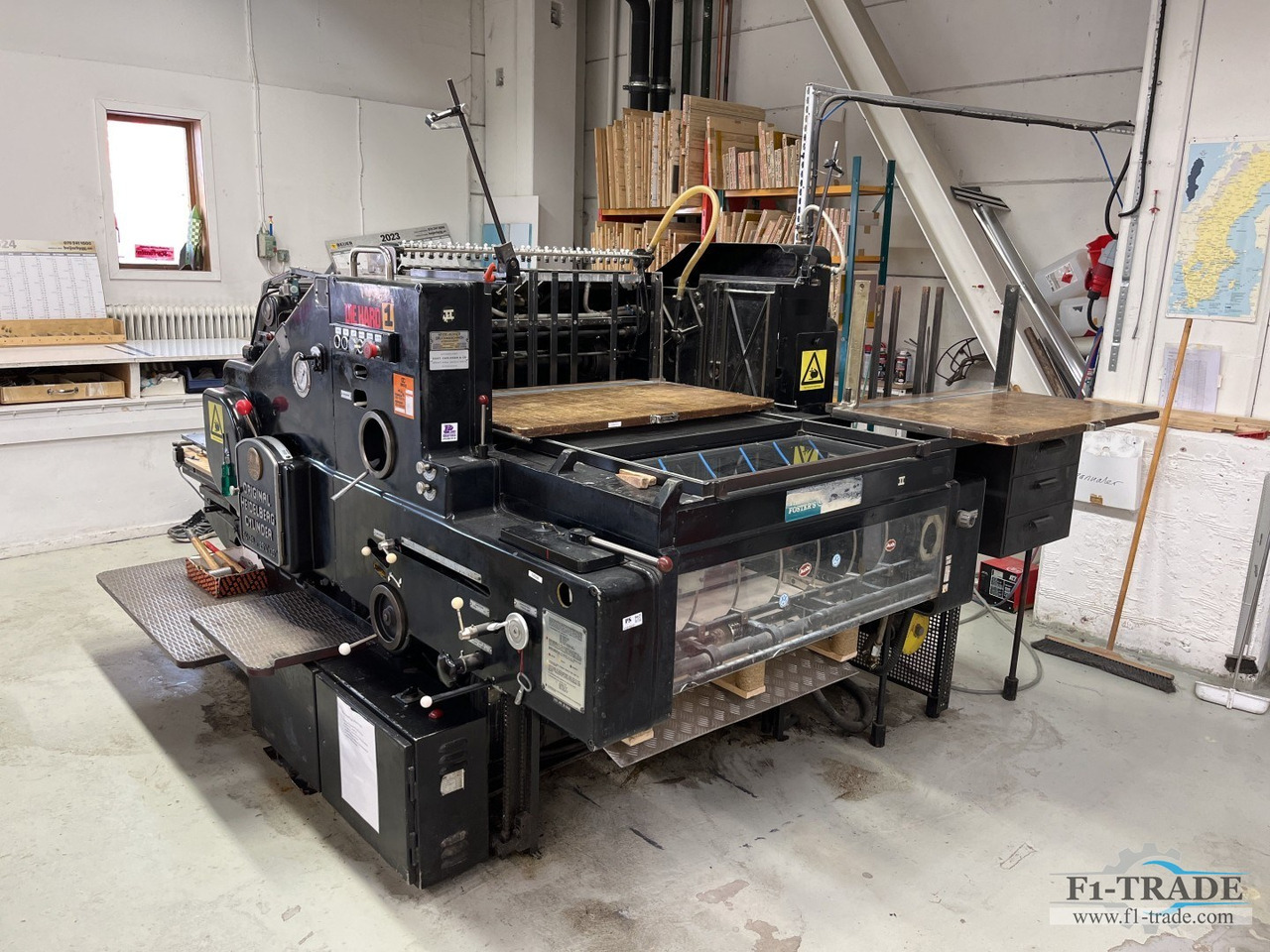 Heidelberg SBD - Papírvágó gép: 3 kép. Heidelberg SBD - Papírvágó gép: 3 kép.