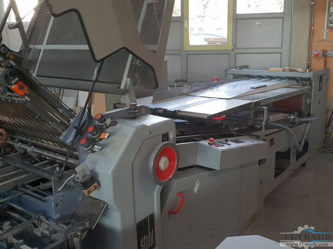 Heidelberg Stahlfolder KD 78-4-KZ - Hajtógatógép: 2 kép. Heidelberg Stahlfolder KD 78-4-KZ - Hajtógatógép: 2 kép.