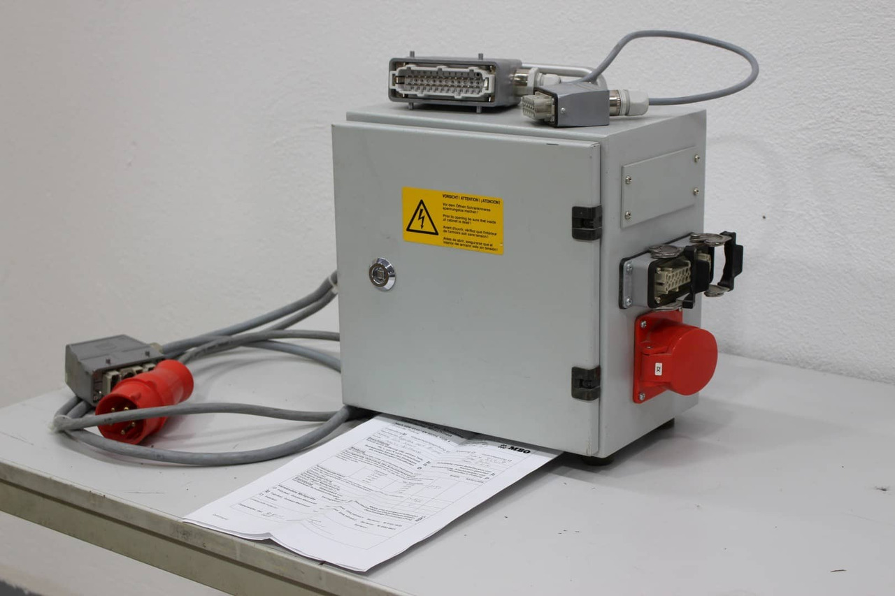 MBO Couple box - Nyomdagép: 1 kép. MBO Couple box - Nyomdagép: 1 kép.