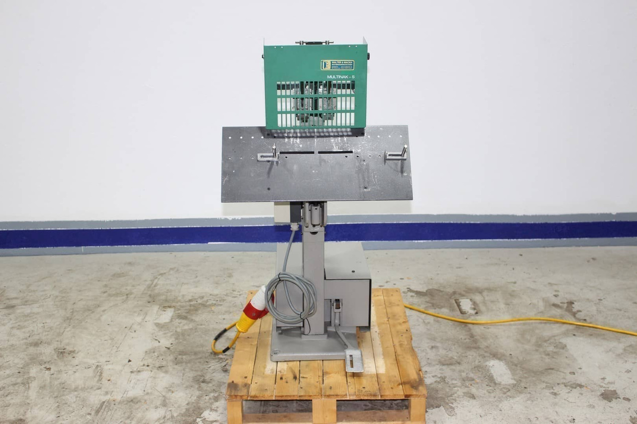 Nagel Multinak S - Nyomdagép: 1 kép. Nagel Multinak S - Nyomdagép: 1 kép.