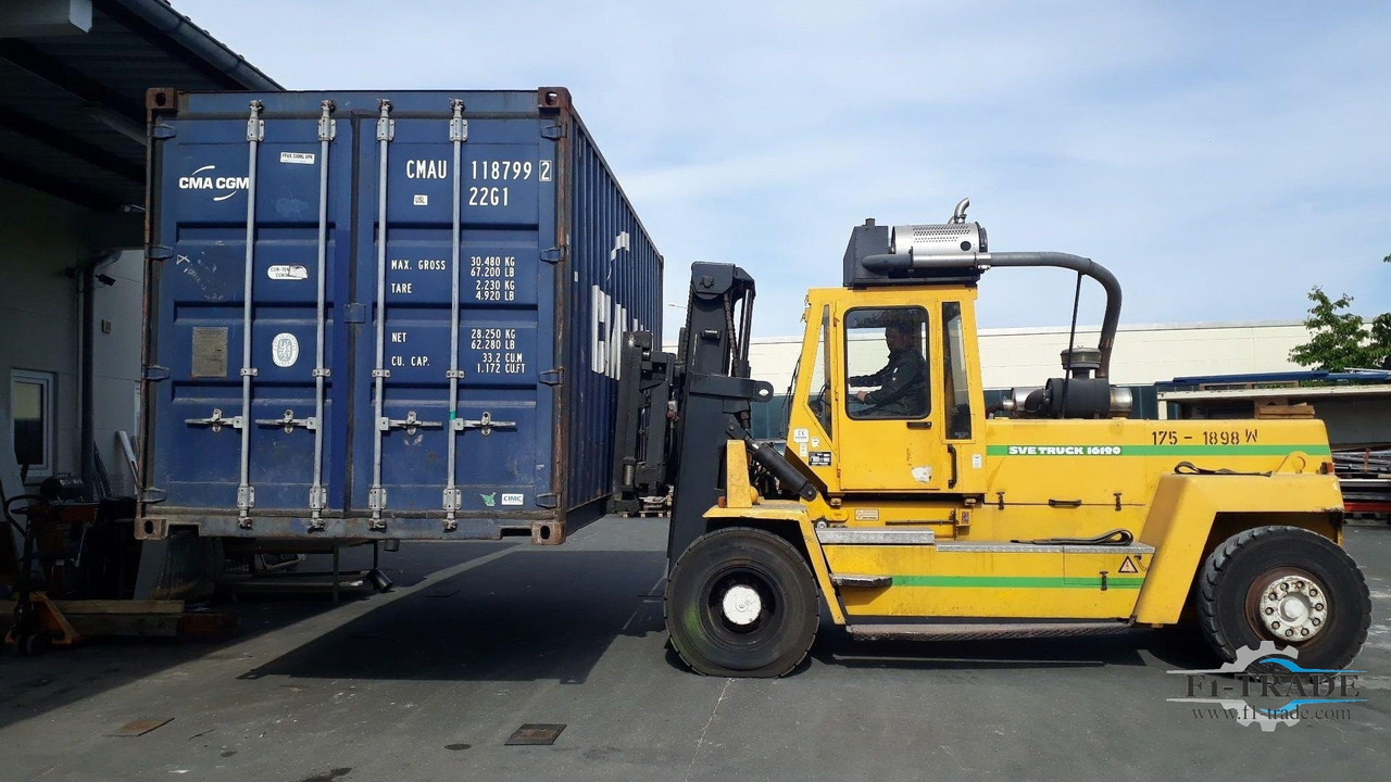 Svetruck 161238 - Villás targonca: 1 kép. Svetruck 161238 - Villás targonca: 1 kép.